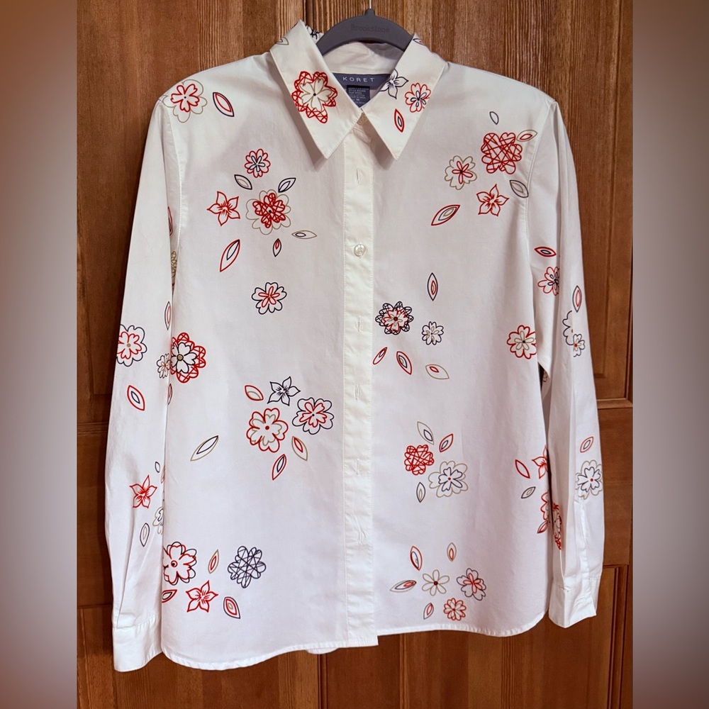 Koret Floral Button-Up Shirt‎ M